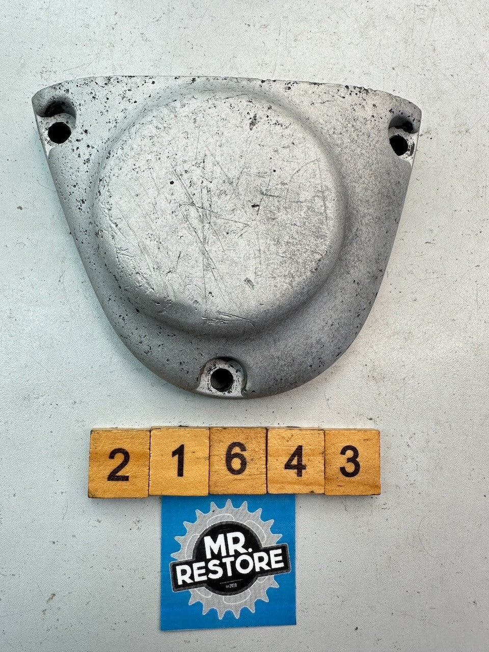 Yamaha TY175 Oil Pump Cover 525-15416-00