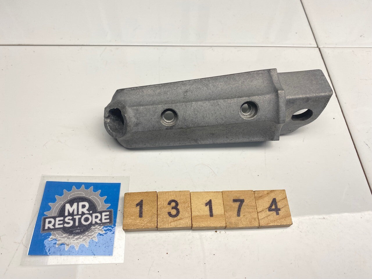 Kawasaki GPZ900R ZX900 Front RH Front Step Foot Rest 34028-1120