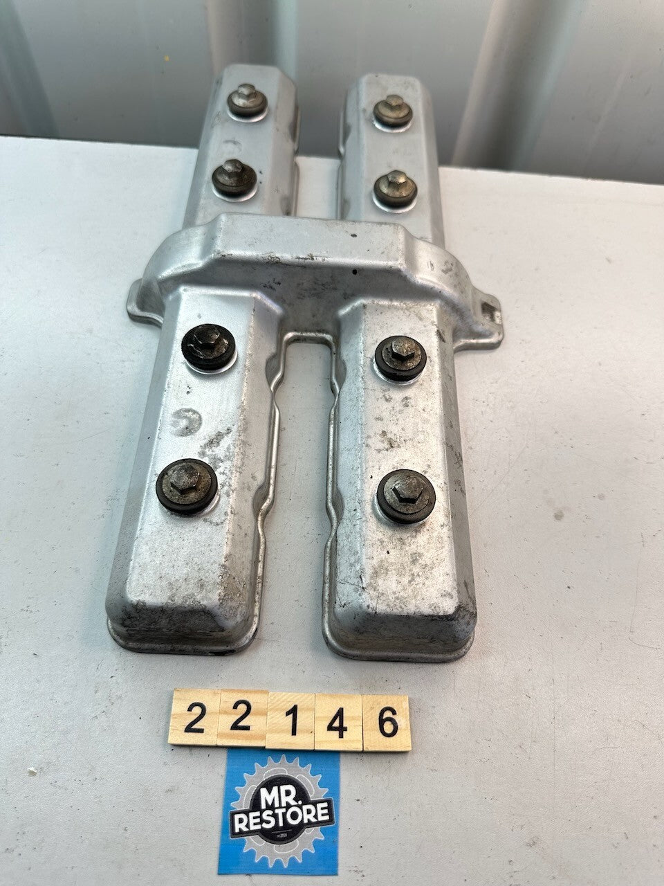 Yamaha YZF600R Thundercat FZR600 Genesis FZR400 Cylinder Head Cover & Bolts