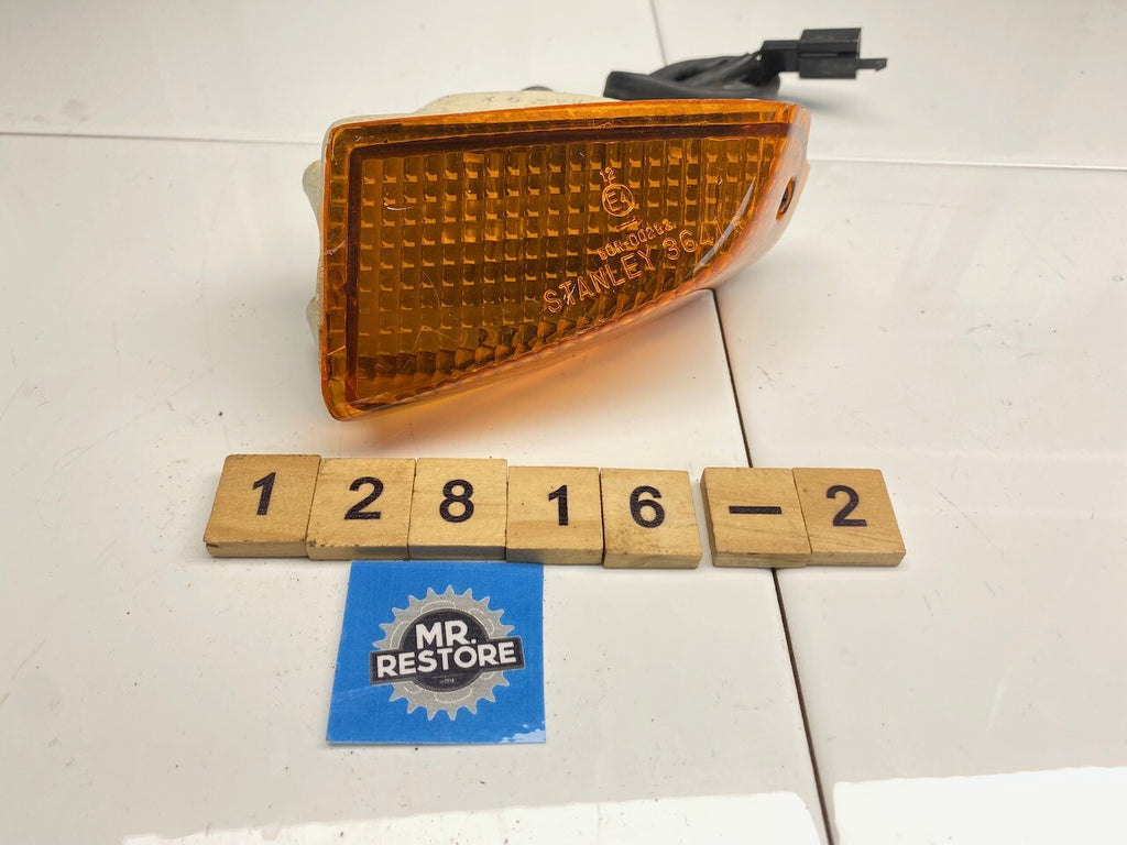 Kawasaki ZZR1100 ZZR600 R/H Indicator Assy OEM