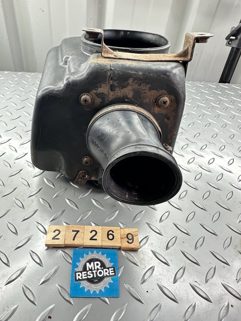 Suzuki SP370 '78-79' Air Box Cleaner 13700-32400