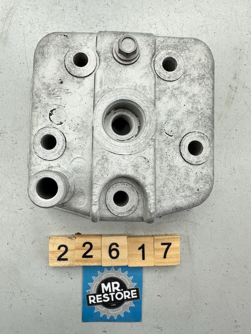 Yamaha YZ125H 1981 OEM Cylinder Head (4V2) 4V2-11111-00