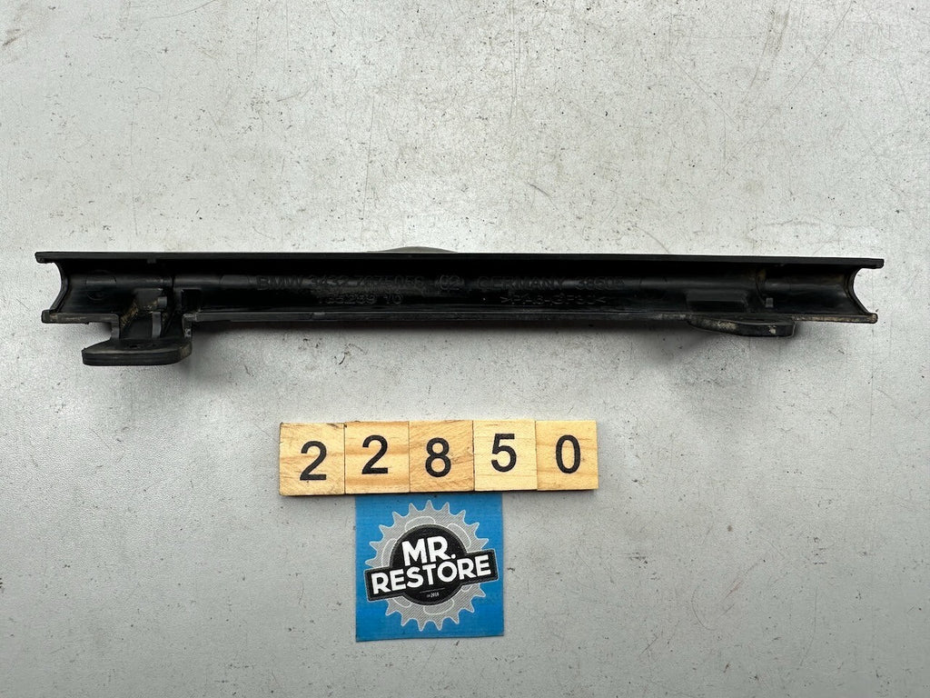 BMW R1200GS / ADV R1200R R1200S R1200RT R900RT Rear Brake Hose Cover