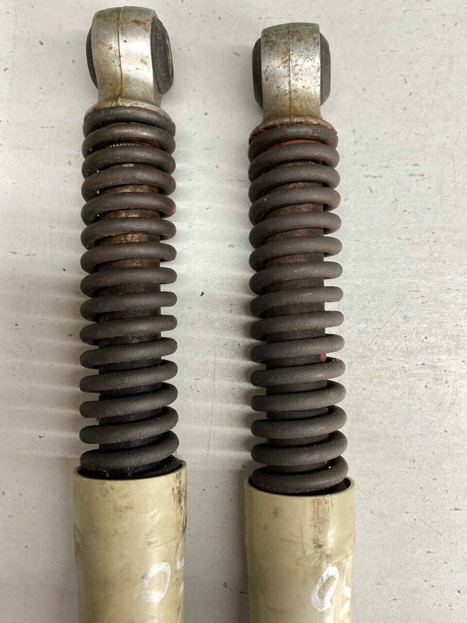 Suzuki U50 Front Shock Absorbers (pair)