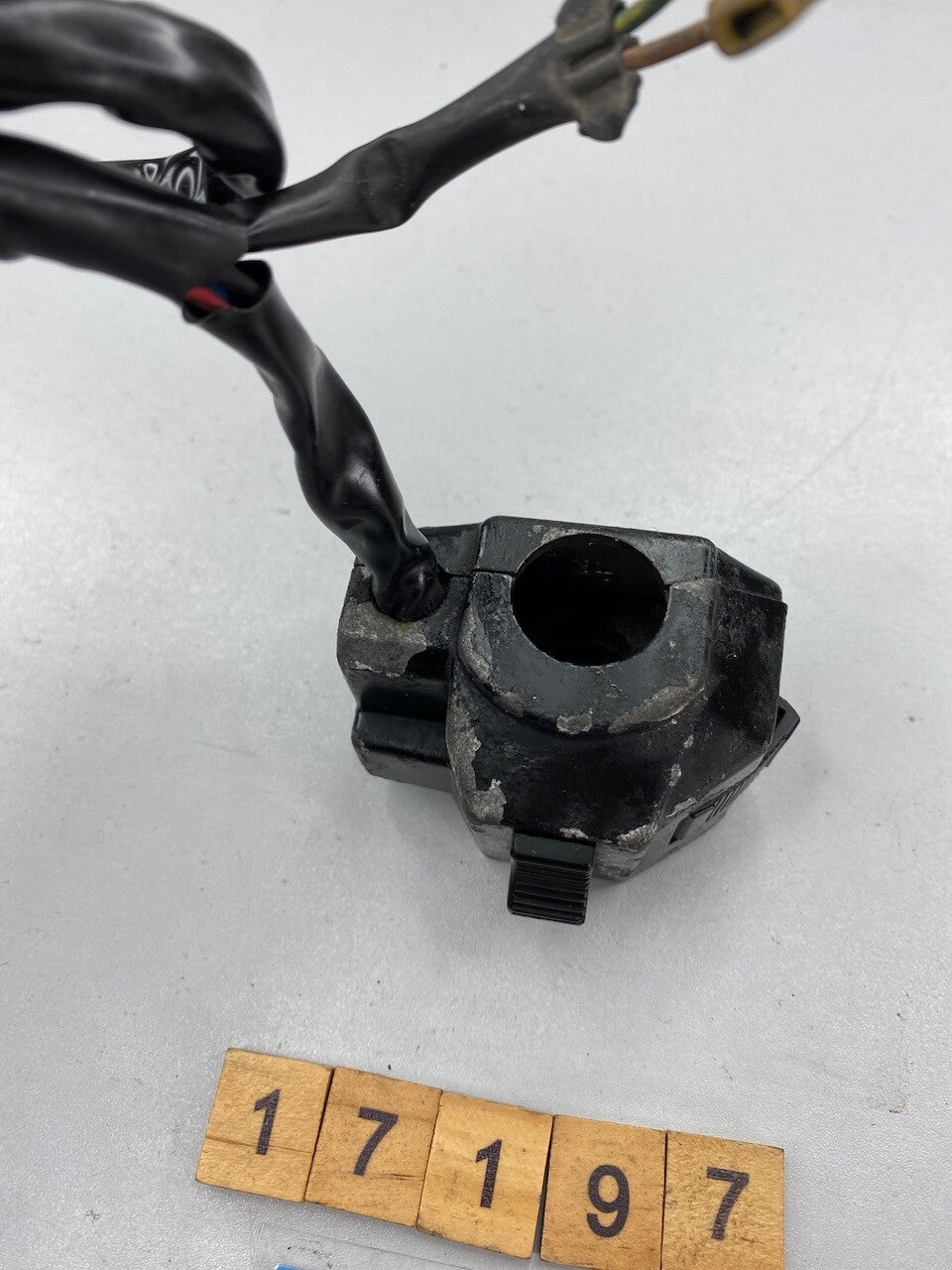 Yamaha RZ350 R RZ250 FN R/H Handlebar Switch