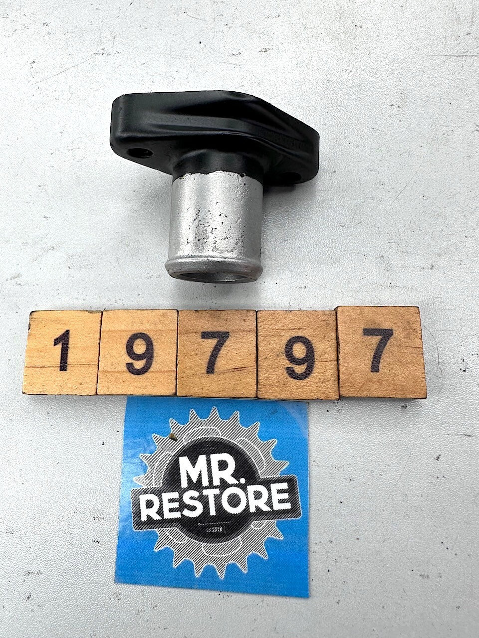 Yamaha RD250LC RD350LC RZ250 RZ350 Coolant Hose Joint - Repainted