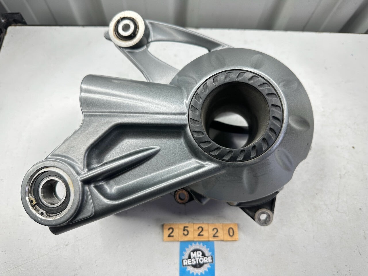 BMW K1300R K1200S Final Drive Gearbox 7714752  7710205