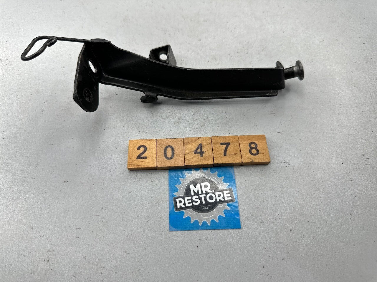 Honda CBR250R MC19 L/H Upper Cowl Stay 64530-KY1