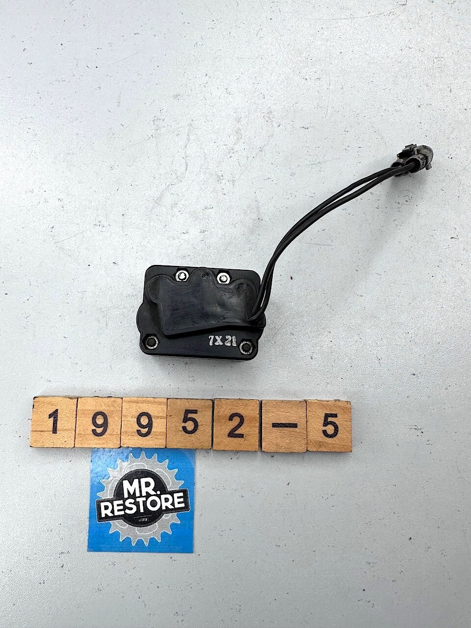 Suzuki GSX1400 GSX1300 GSXR1000 GSXR750 TL1000 Fuel Cut Sensor 33960-02F00