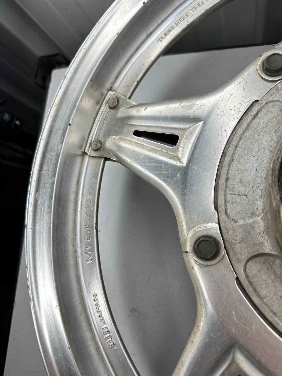 Honda Silver Rear Comstar Wheel Rim 18  x 2.15 (Jan 79)