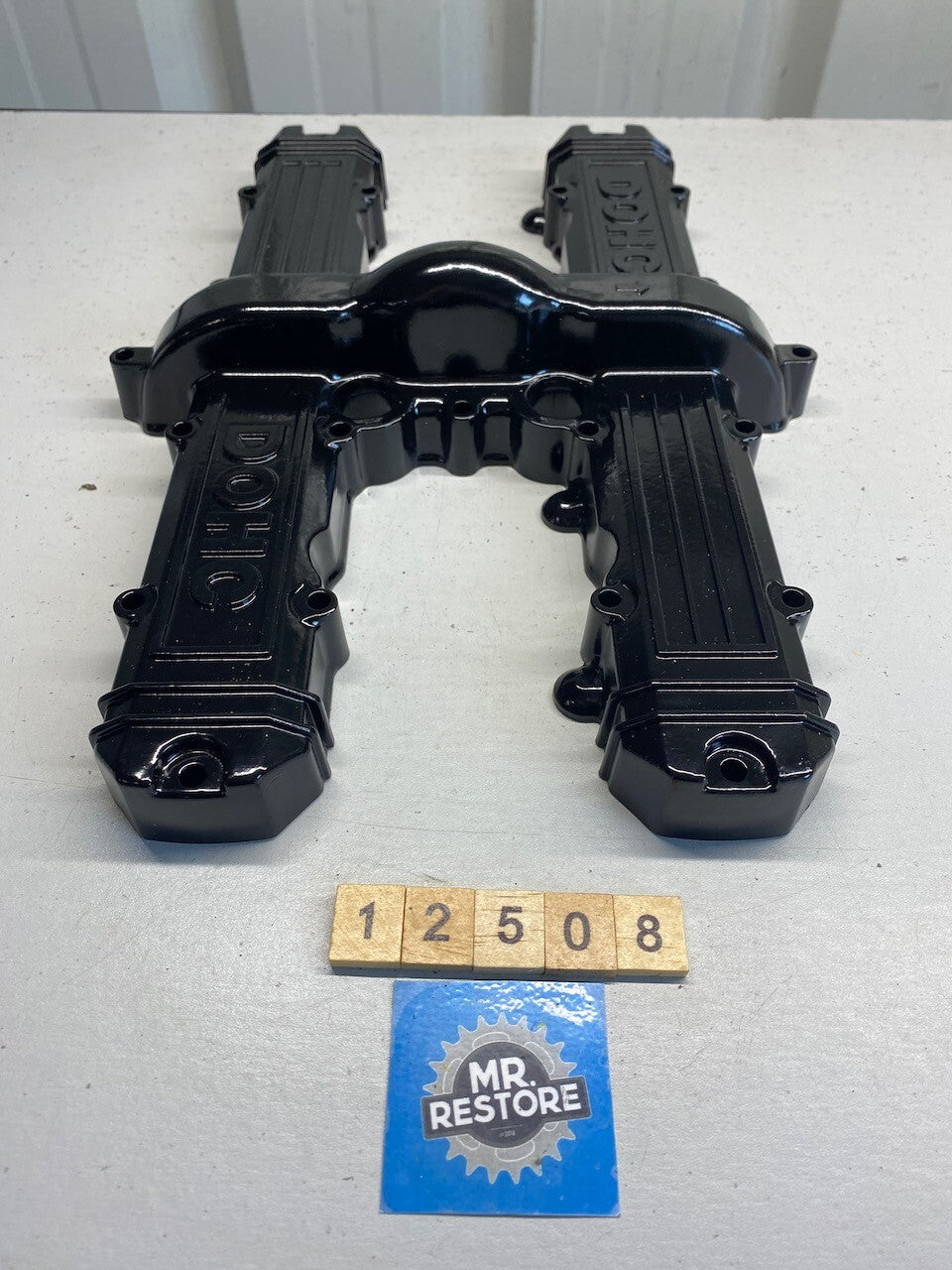 Kawasaki GT750 Rocker Cover - Reconditioned
