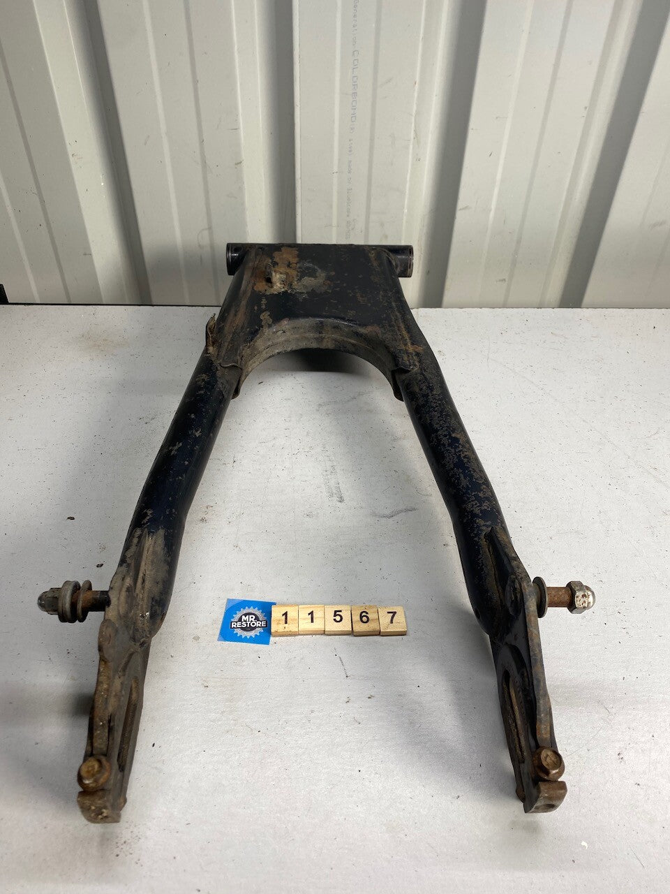 Suzuki GSX400 GSX250 GS450 Swing Arm 61000-44400-019