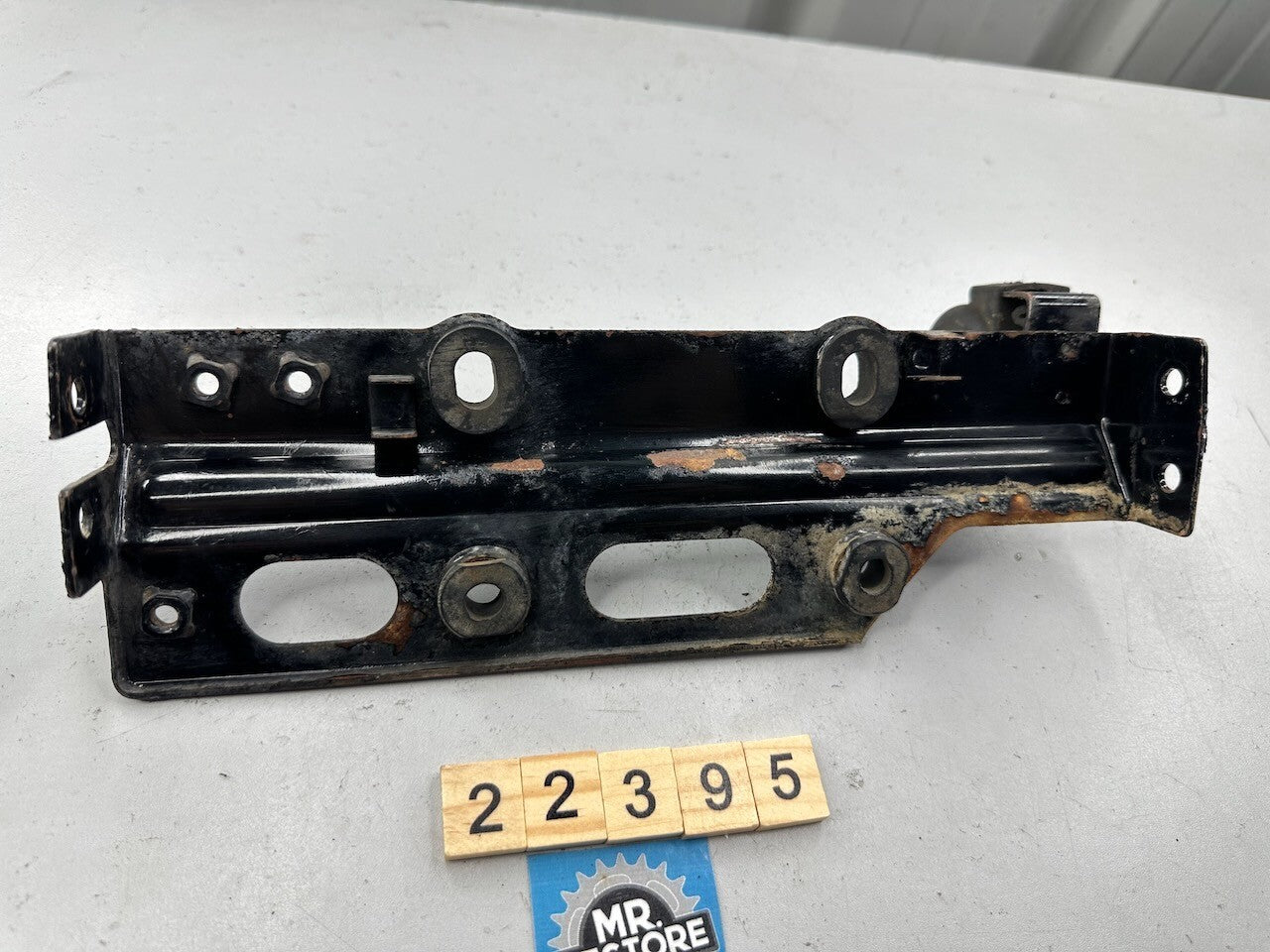 Kawasaki GPZ1000RX ZX1000 1986-88 Battery Case Bracket 11044-1737