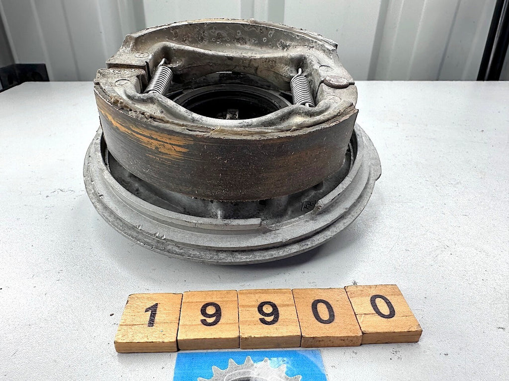 Yamaha V90 T 1982 Front Brake Hub & Speedo Drive