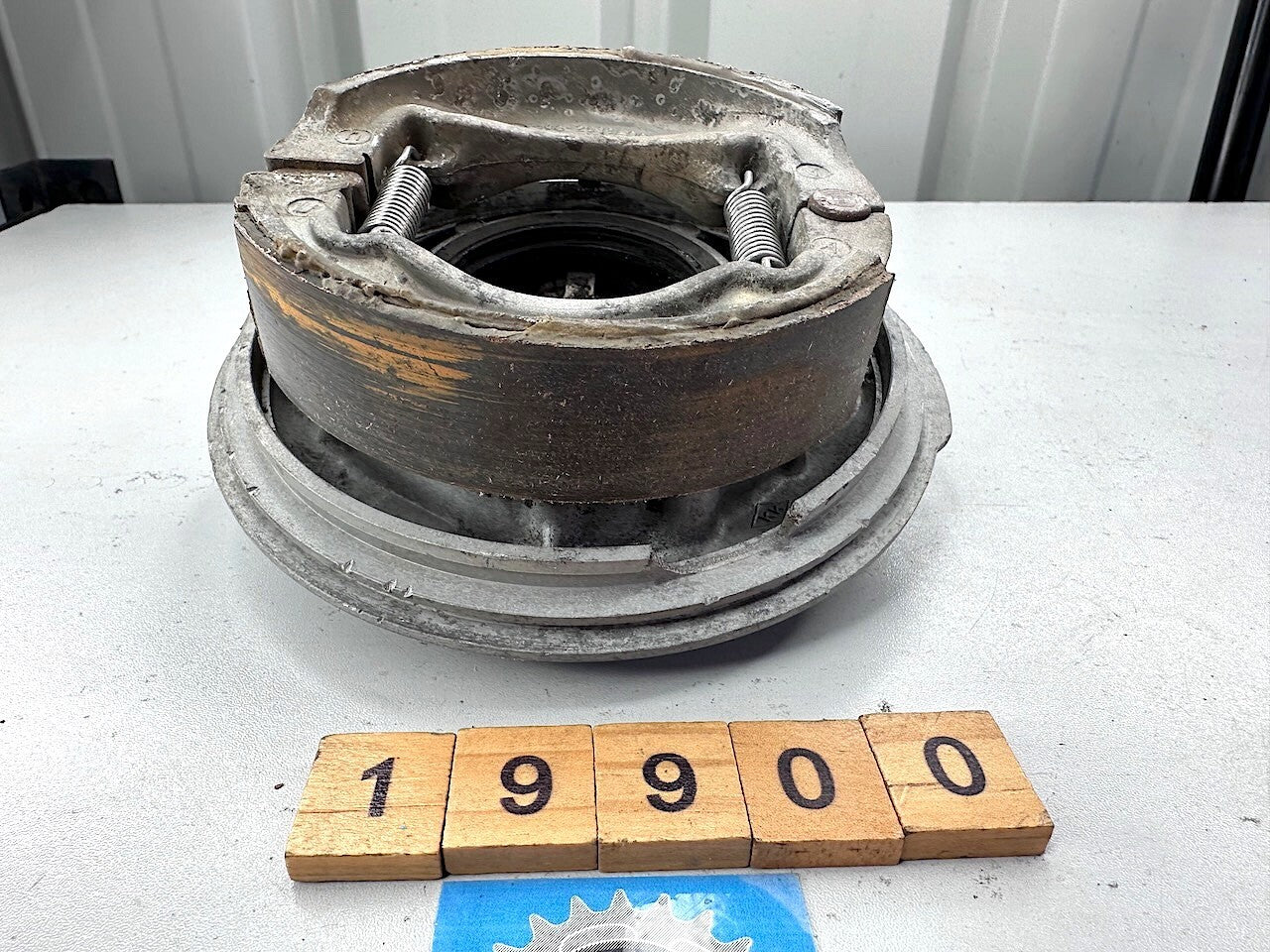 Yamaha V90 T 1982 Front Brake Hub & Speedo Drive