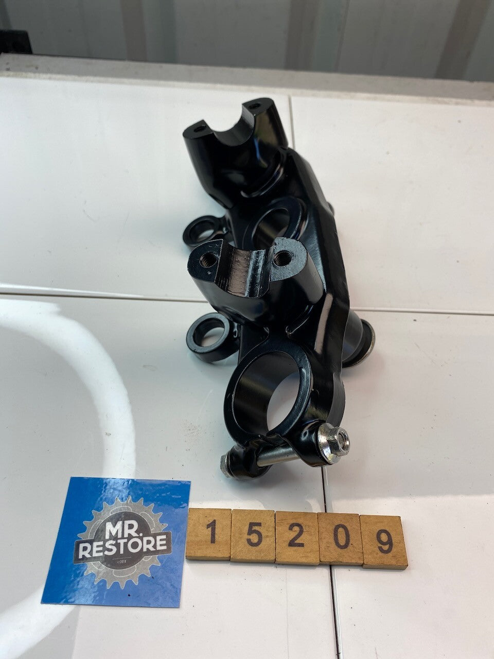 Honda FT500 Steering Stem Head & Bar Riser Lowers - Re-painted