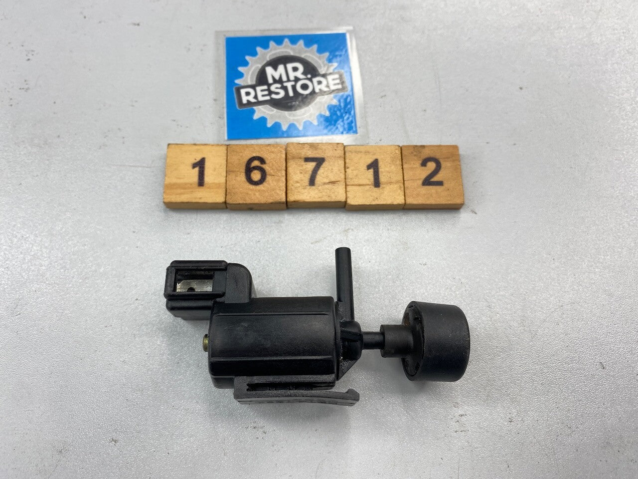 Mitsubishi Vacuum Sensor K5T47684-0209