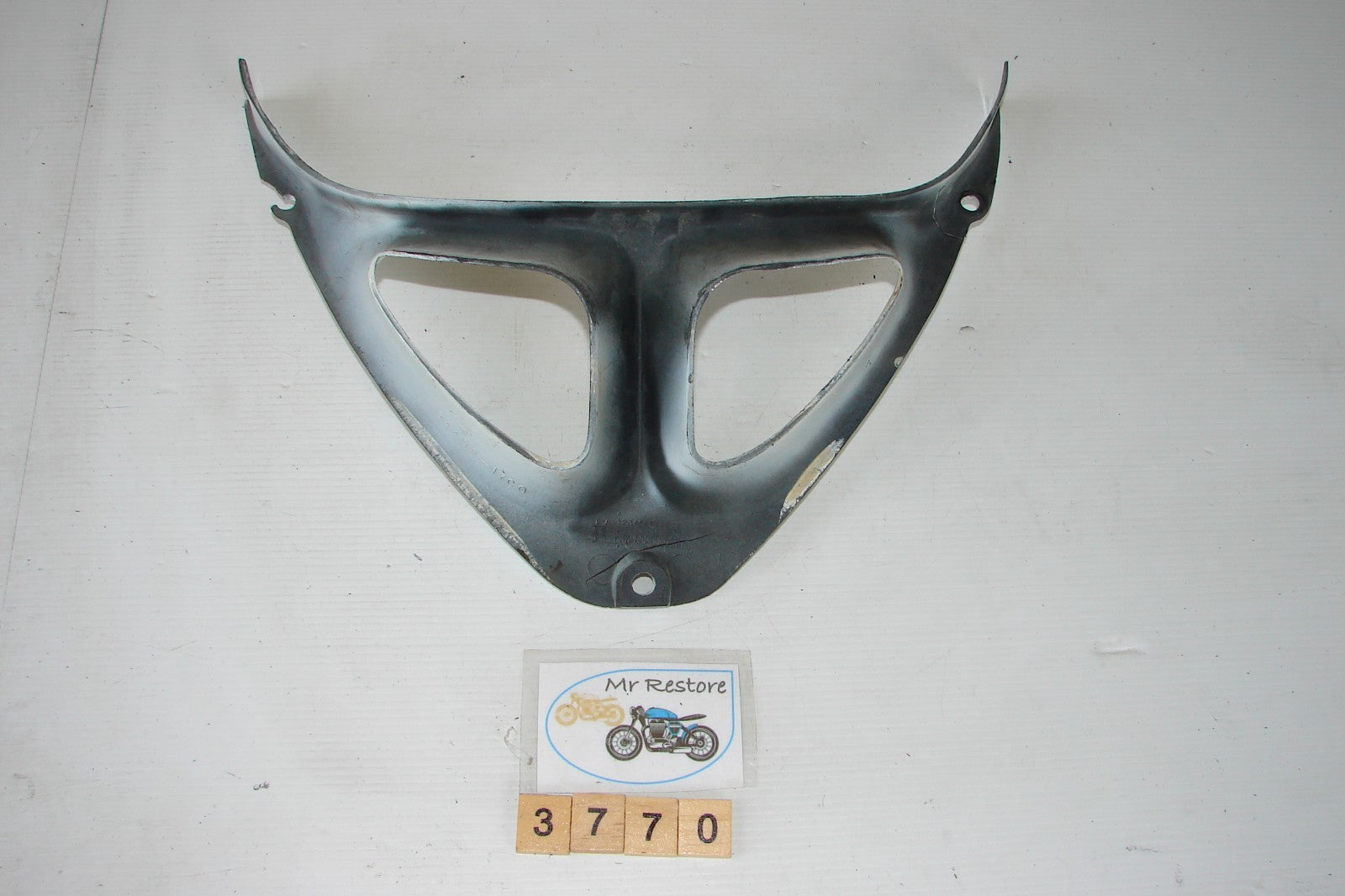 Suzuki GSXR1100 GSXR750 94498-17C0 94498-17CO Fairing