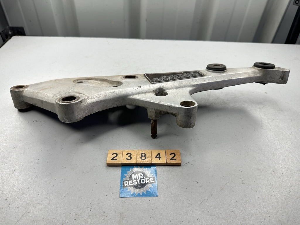 Honda CB750 '79-82' Right Footrest Peg Bracket 50640-438-611
