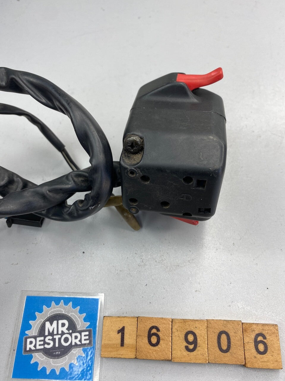 Yamaha FZR250 3LN 3 L/H Handlebar Switch