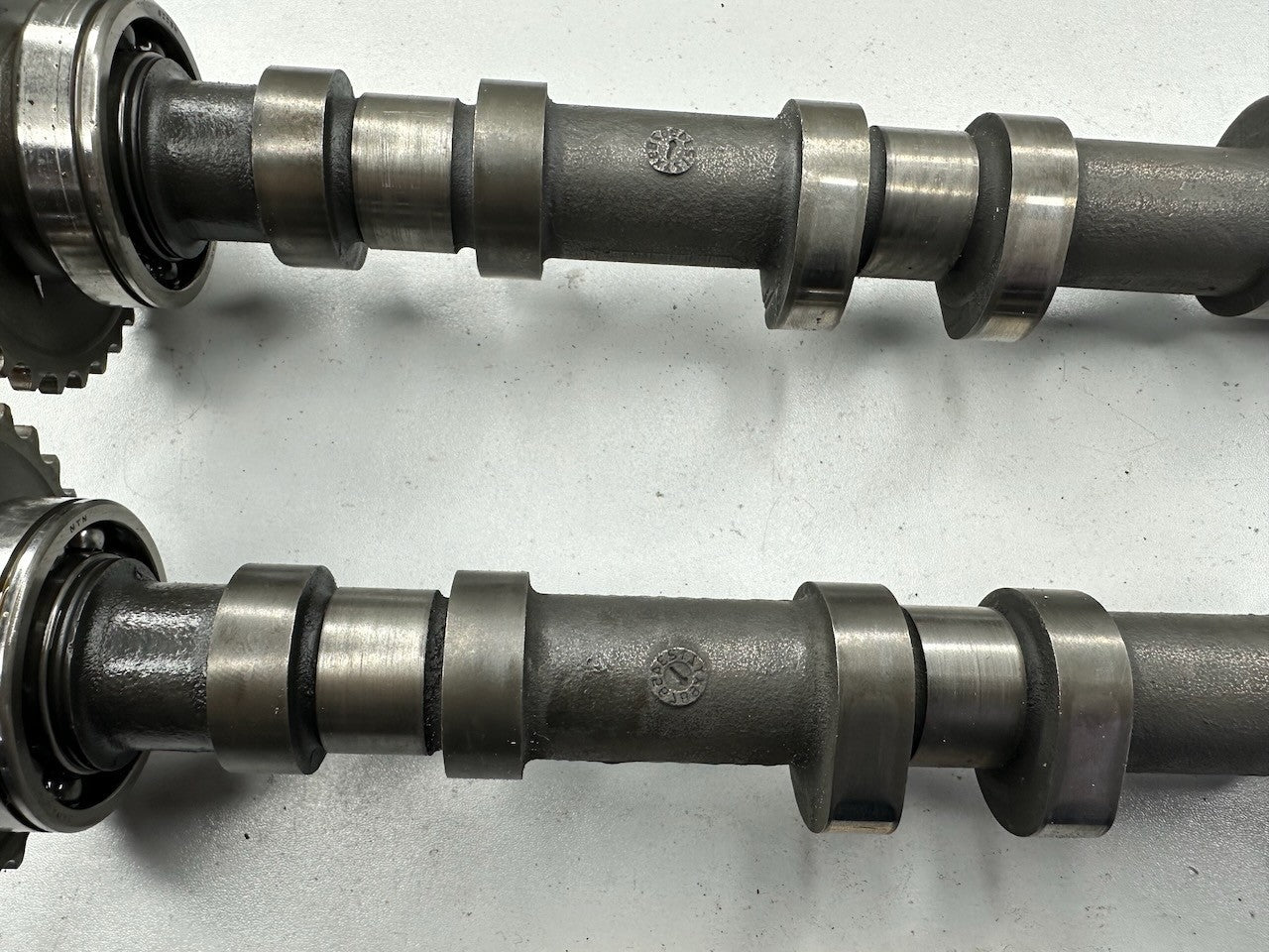 Kawasaki ZXR750 Pair of Camshafts 1989-1995 - 49118-1107 49118-1108