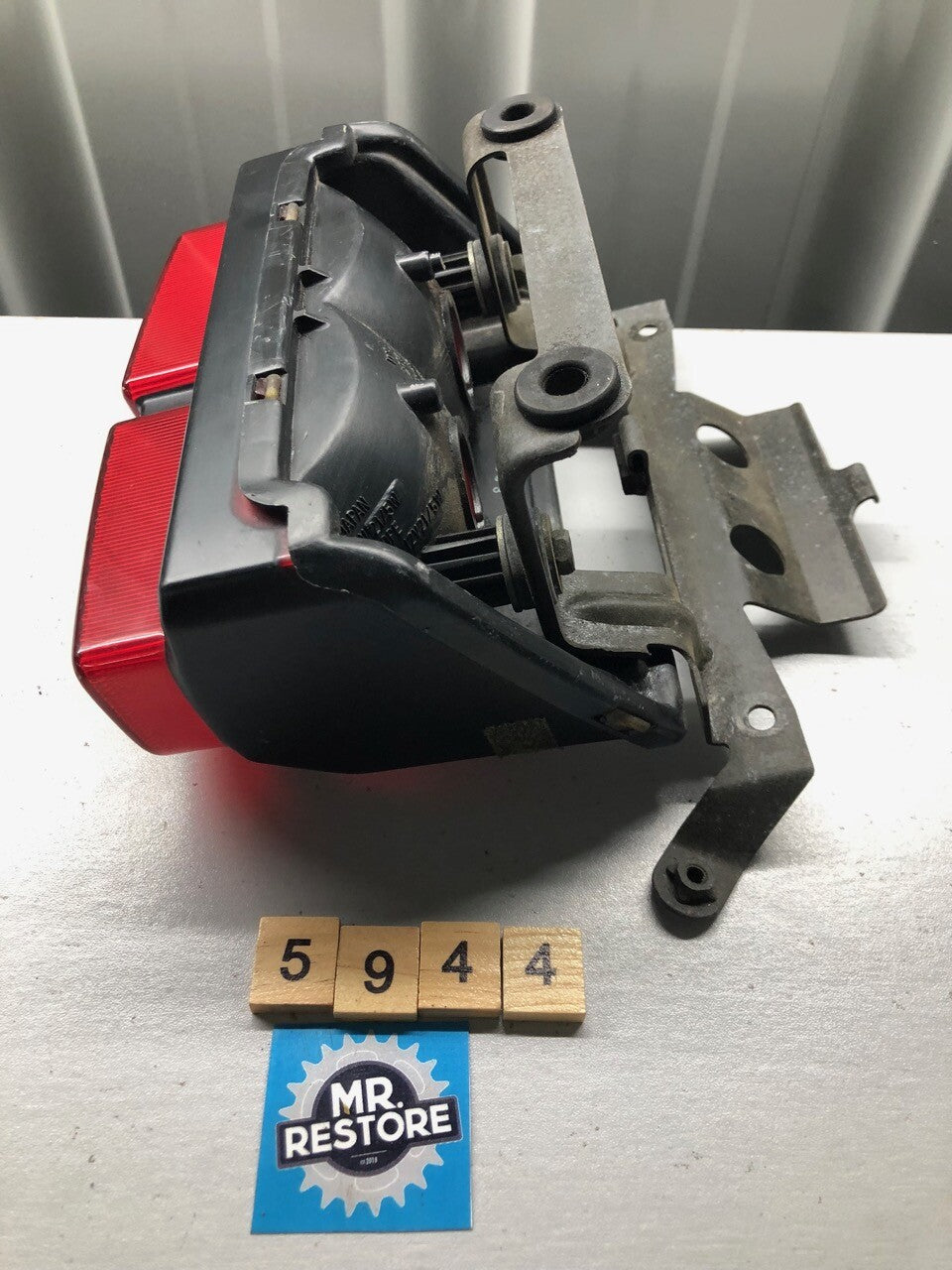 Yamaha 600 Fazer Rear Tail Light & Bracket with Original Koito Lens