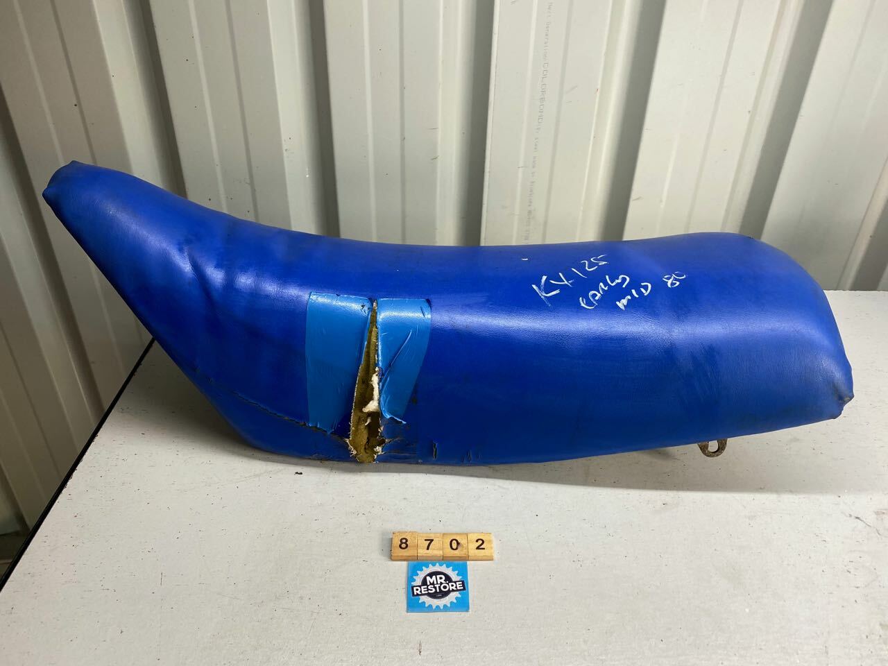 Kawasaki KX200 KX125 1985 Seat