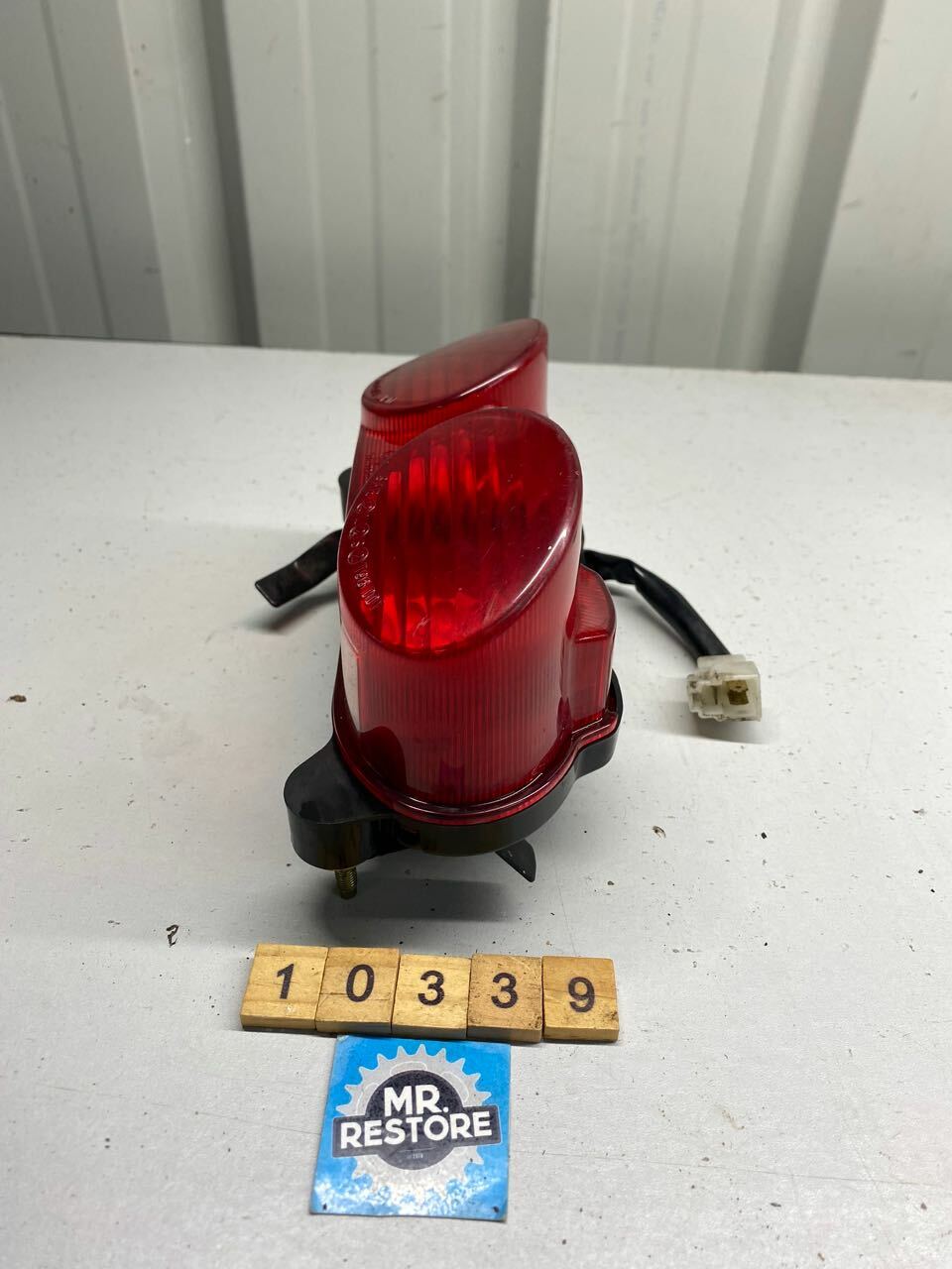 Kawasaki ZR750F 2001 Tail Light & Lighting Loom OEM