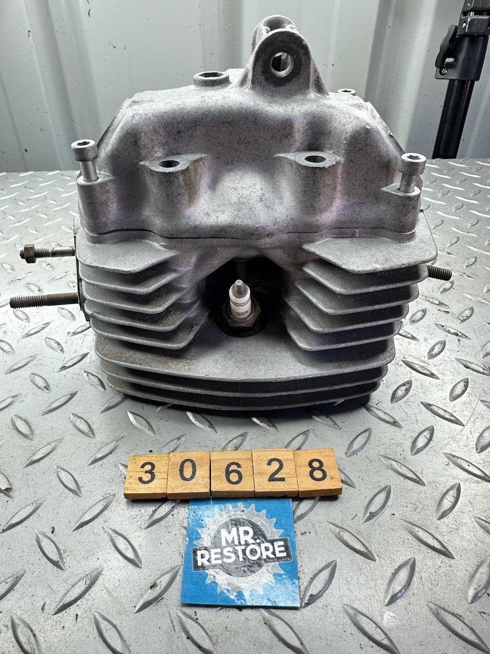 Honda XL125 CB125 76-78 Cylinder Head Assy. 12000-383-305