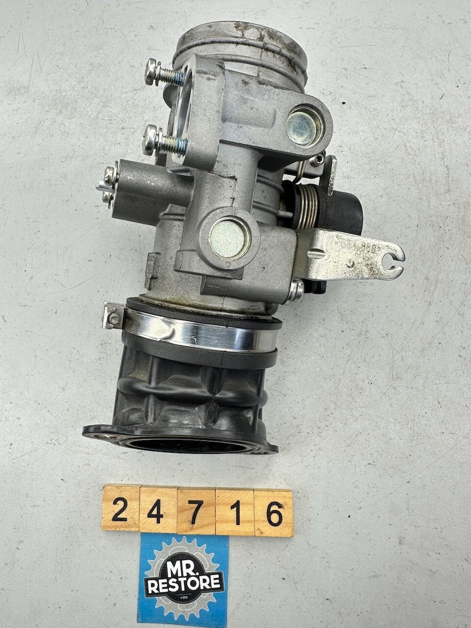 BMW G650GS 2008-16 Throttle Housing & Manifold 13547675745