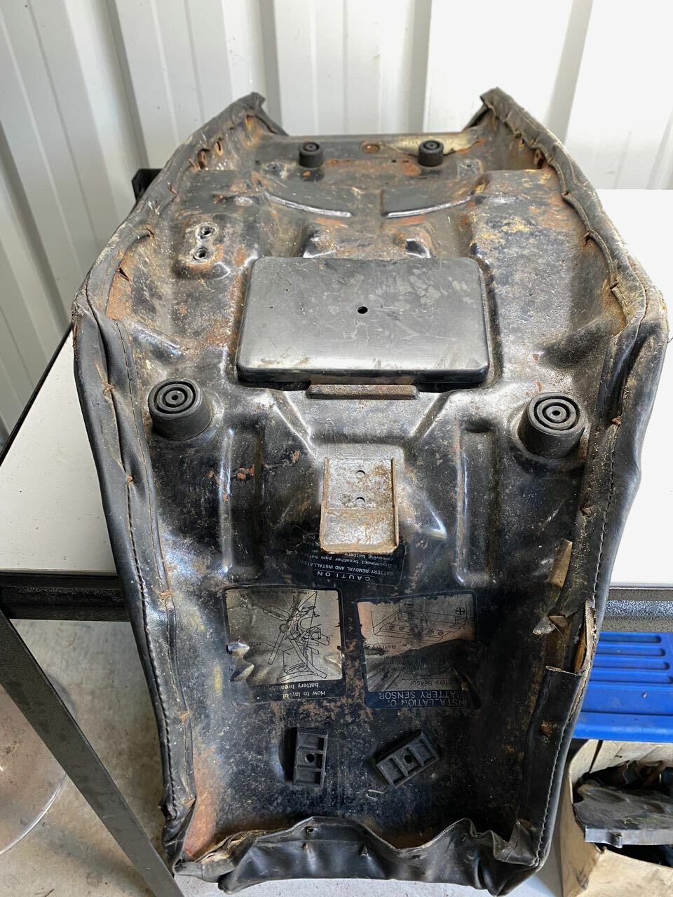 Yamaha XJ650 Turbo Seat 16G-W2472