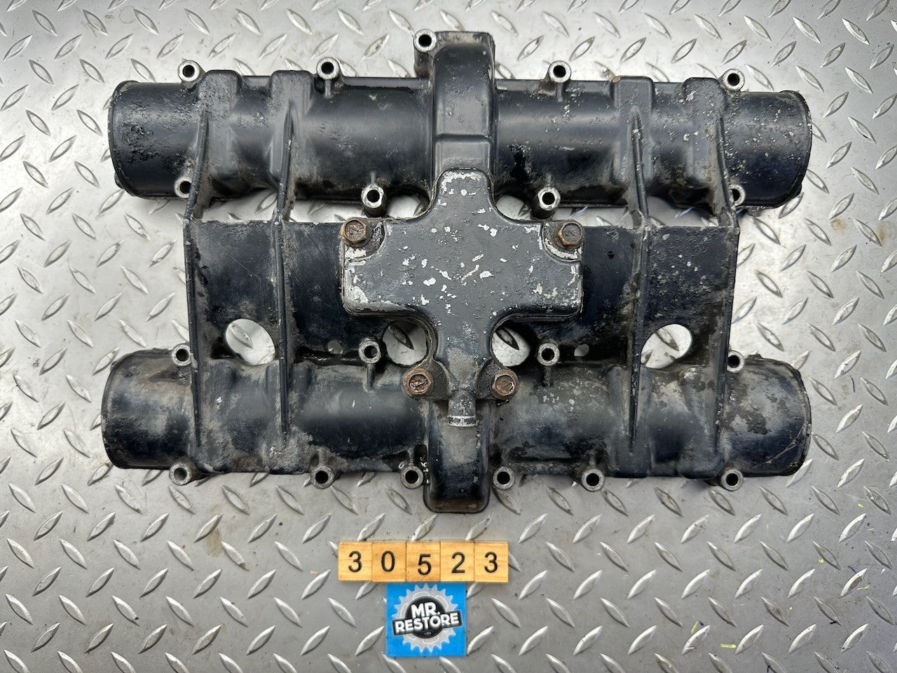 Suzuki GS1100 GS1100G 1982-83 Cylinder Head Rocker Valve Cover