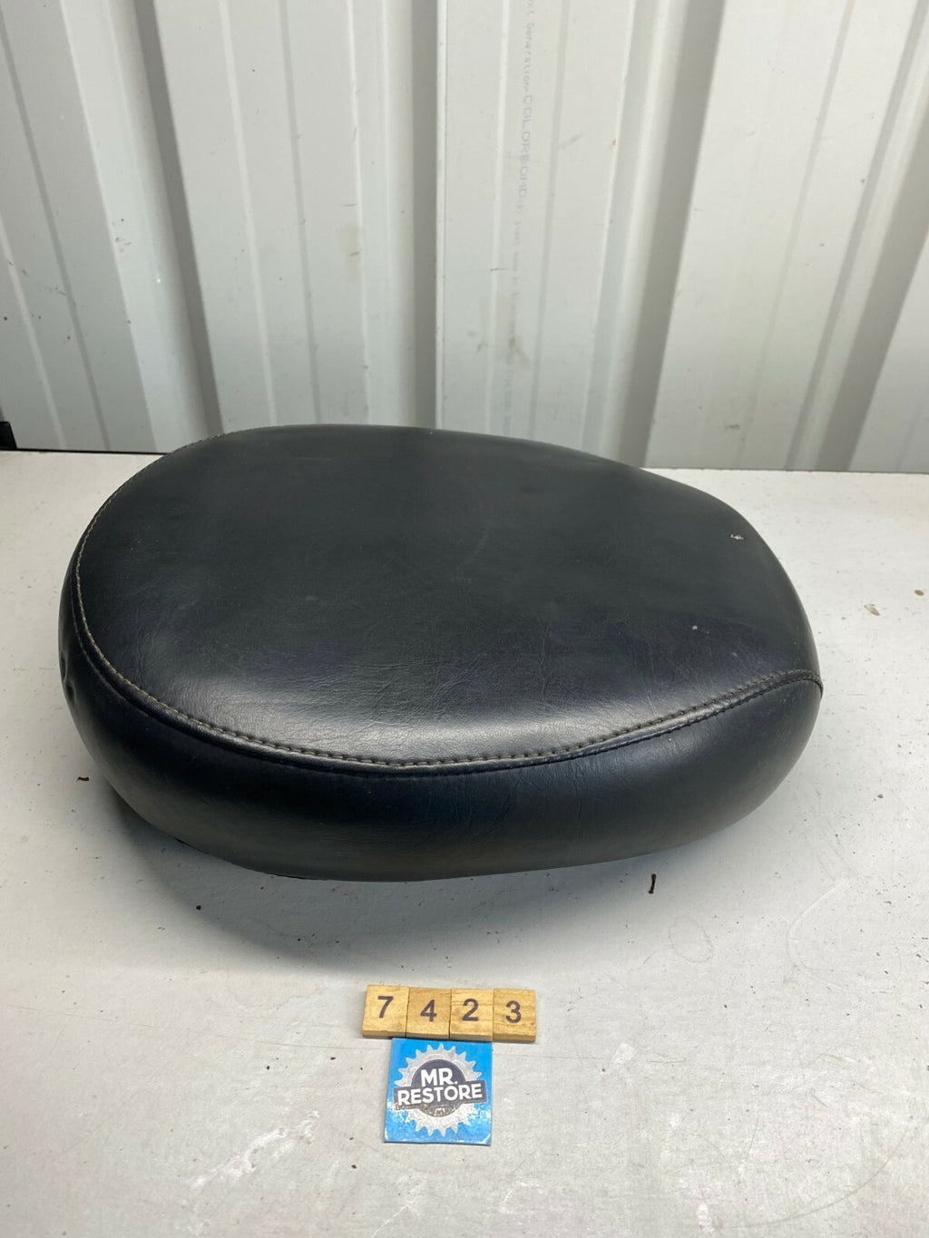 Yamaha V-Star XVS650 1998 to 2000 XVS400 1998 to 2005 - Drag Star Seat 5BN-24750