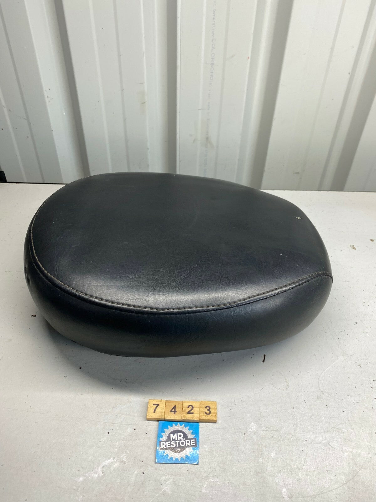 Yamaha V-Star XVS650 1998 to 2000 XVS400 1998 to 2005 - Drag Star Seat 5BN-24750
