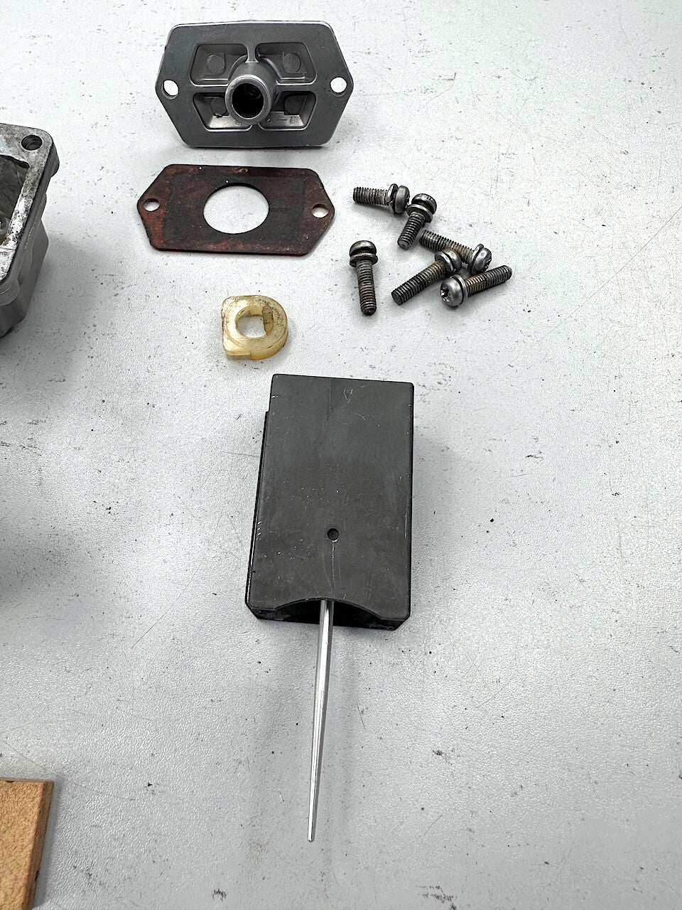 Suzuki RG500 RG400 OEM Carburettor Carb (Rear Left)