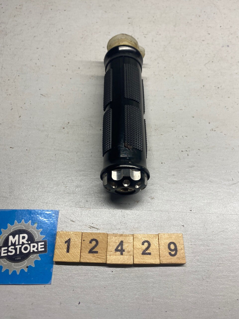 Megelli 250R Throttle Tube