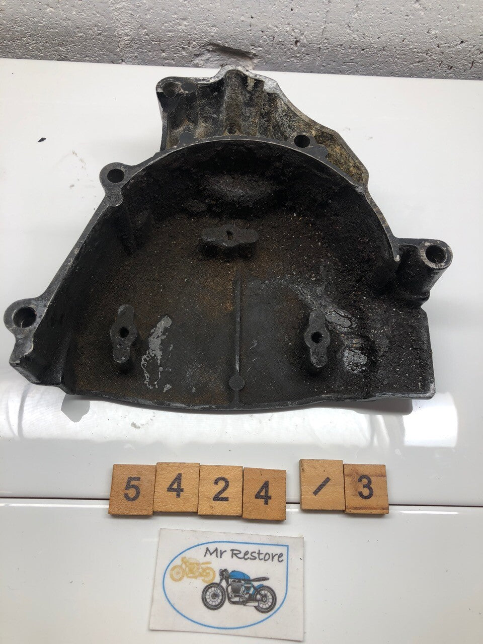 Kawasaki GPZ900R GPZ750R ZX900 Chain Cover 14026-1173