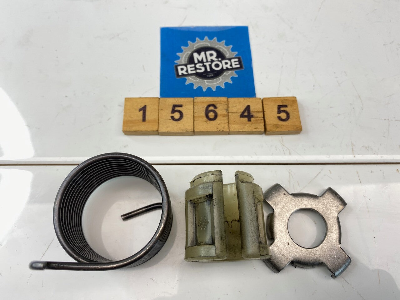 Suzuki RG250 - Kick Starter Parts 