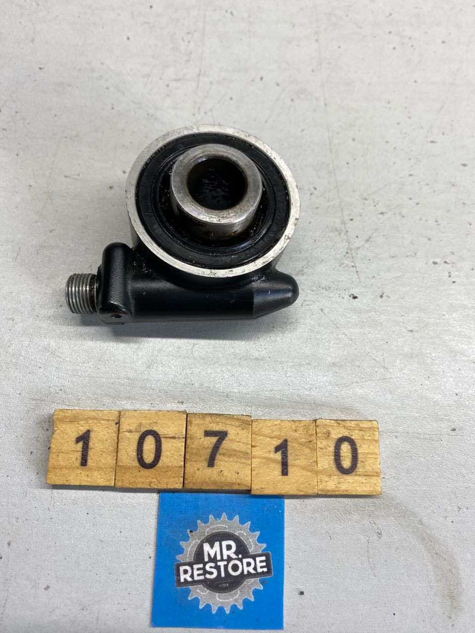 Kawasaki ZR250 KR250 EX250 EX400 EX500 Speedo Drive 41078-1068