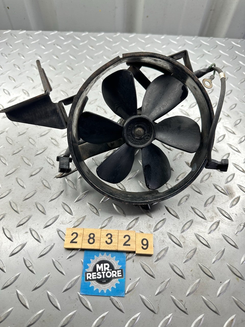 Honda VT250 Spada Radiator Cooling Blower Fan Assy. (Tested)