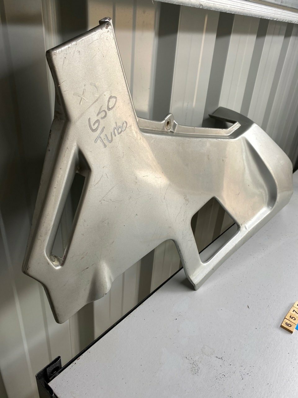 Yamaha XJ650 Turbo R/H Fairing Panel 16G-2835R-00-20 - Hard to find panel