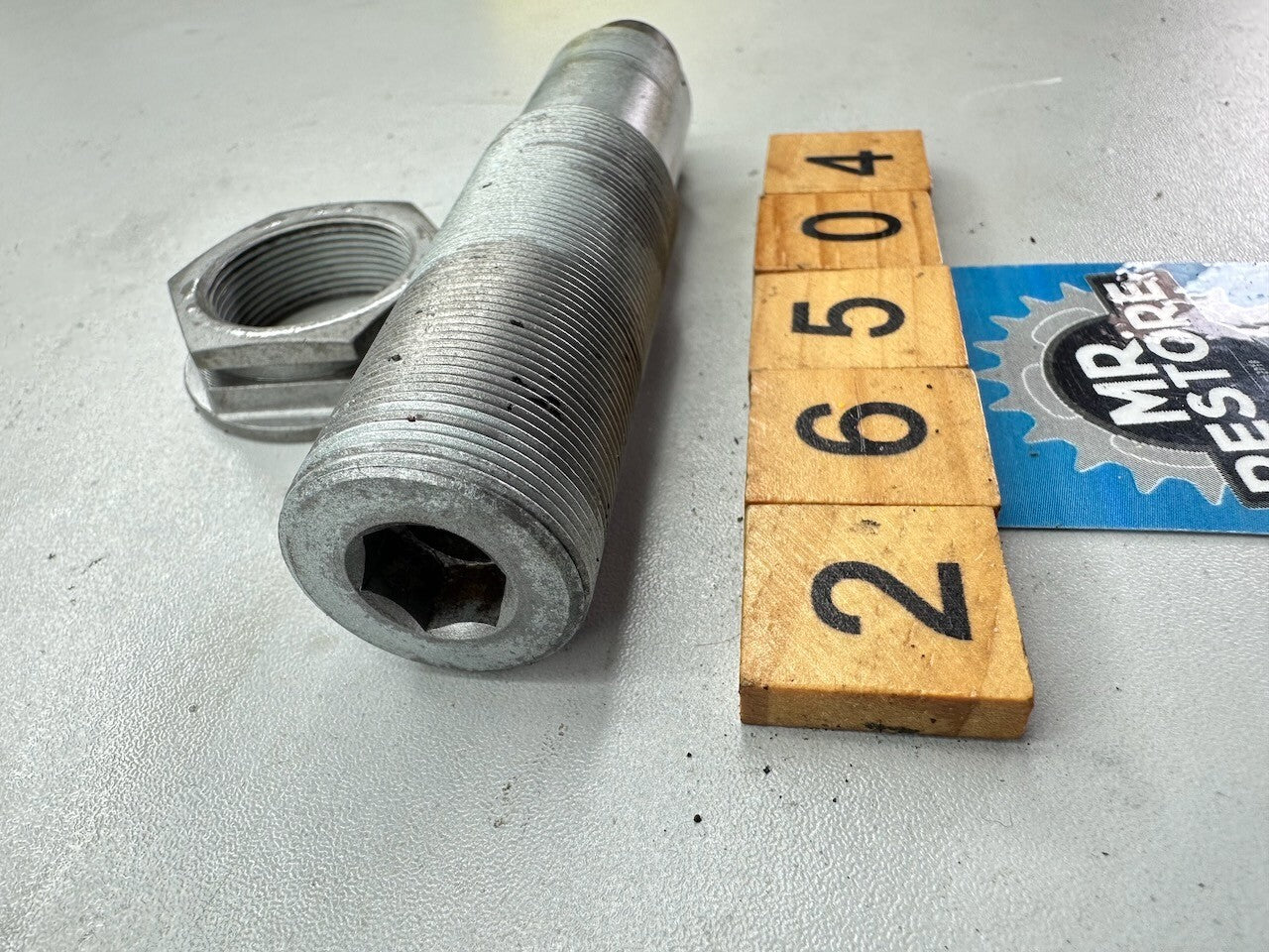 Honda CX500 '78-82' Swingarm Swing Arm Pivot Bolt 90121-415
