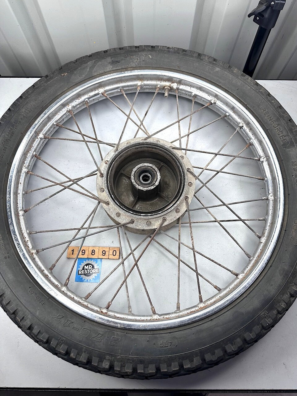 Yamaha V90 T 1982 Rear Wheel 17 x 1.40