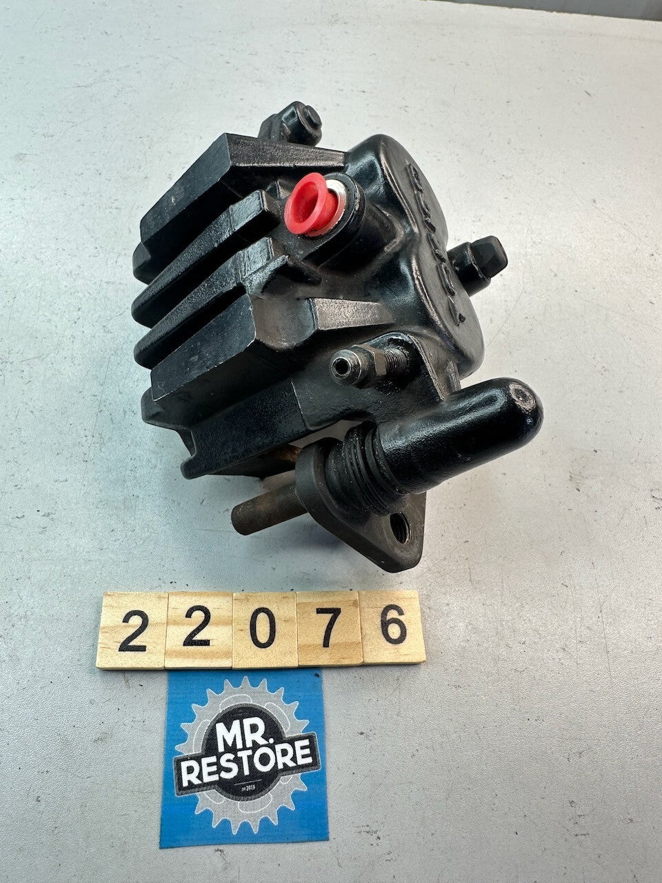 Suzuki GSF250 Bandit Front Brake Caliper 59300-33D00