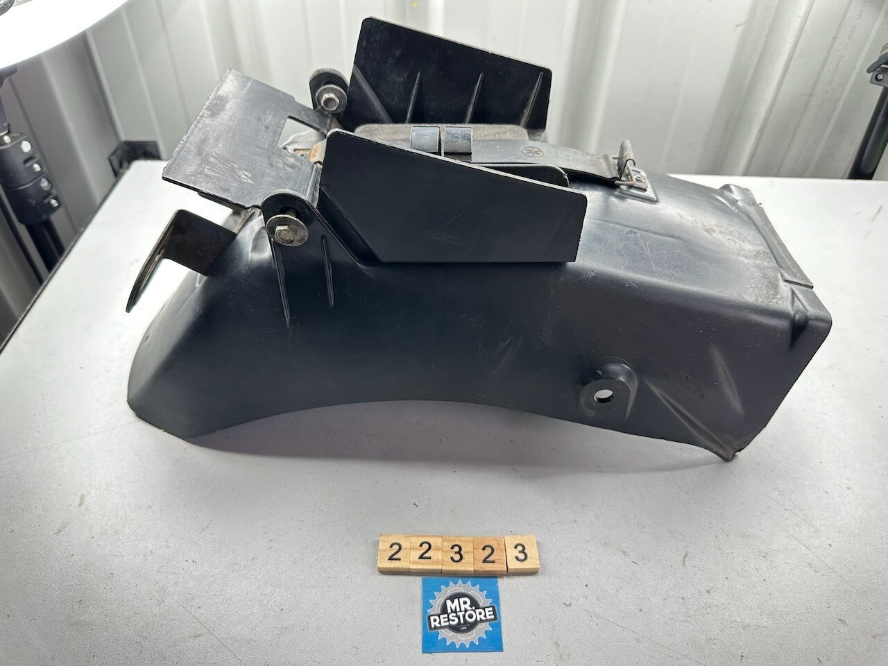 Yamaha FJ1200 86-87 FJ1100 84-85 Rear Fender Mudguard, Reg Plate Holder, Band