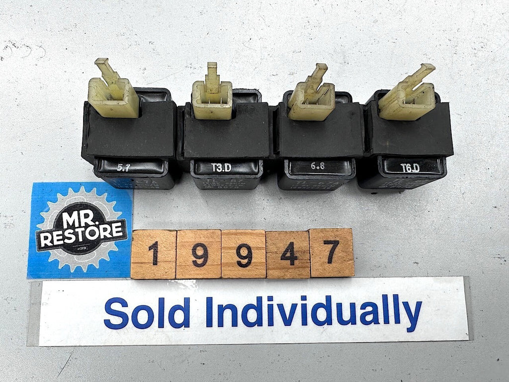 Suzuki GSX GSXR GSF RF DR VS RGV - Turn Signal Relay TL-67  38610-45D01