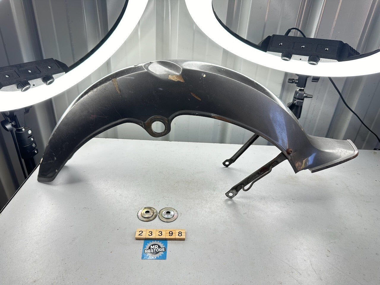 Yamaha V70 V80 V90 Front Mudguard Fender & Bracket (damaged)