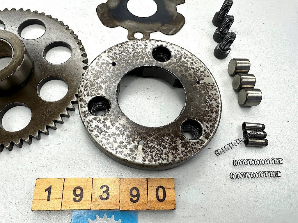 Suzuki GSX750 1984-86 Starter Clutch Set 12600-31840