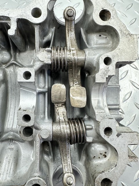 Honda CB250 CB360 Cylinder Head Cover 12301-369