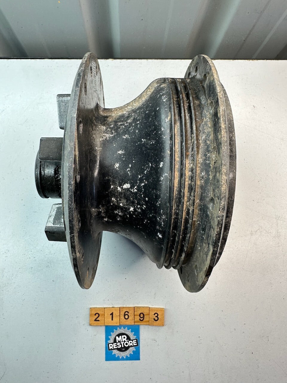 Yamaha XT500 1976-89 DT400 E D OEM Rear Wheel Hub 1E6-25311-00-98